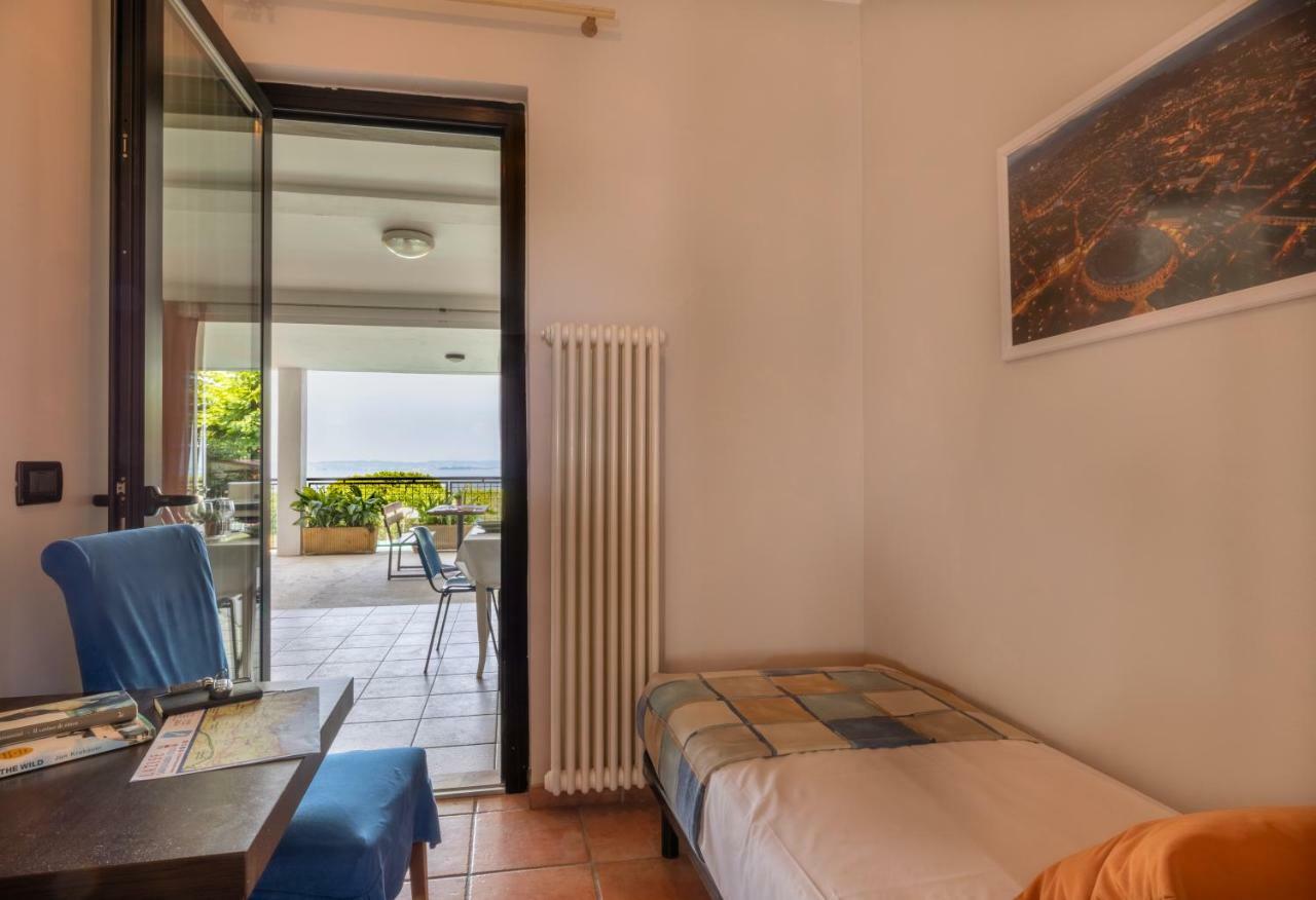 الشقق الفندقية لاتيزيفي  Borgo Blu Poggio المظهر الخارجي الصورة